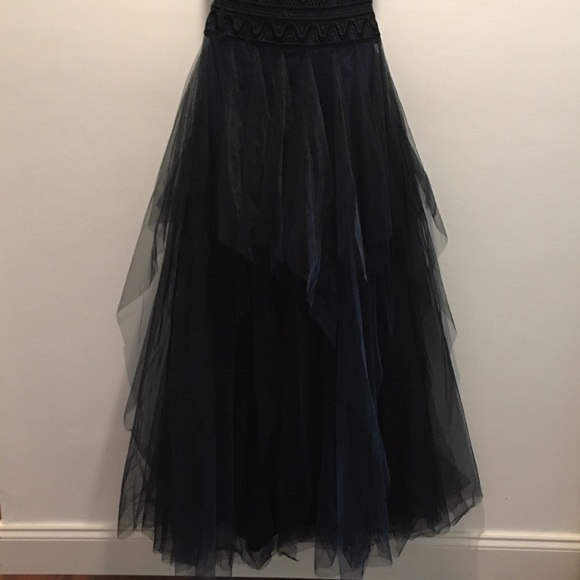 BCBG Navy Velvet/Tulle Formal Gown - Picture 4 of 8
